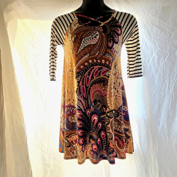 Yahada Dresses & Skirts - Bohemian Dress EUC